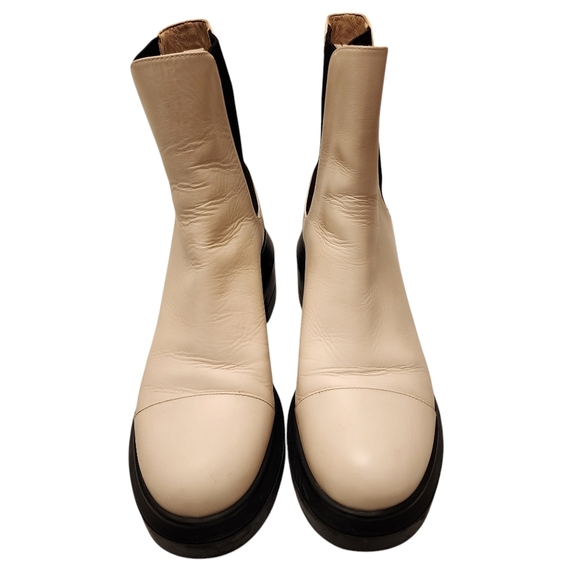 Stuart Weitzman Norah White Leather Chelsea Lug Boots 9C - Picture 2 of 14